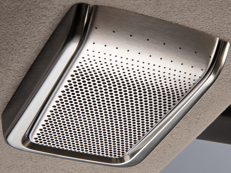 Escalade MCM Conversational speaker 